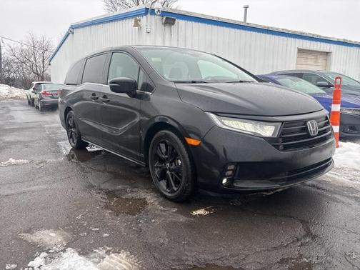 2024 Honda Odyssey Sport