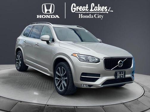 Luminous Sand Metallic 2016 Volvo XC90 T6 Momentum