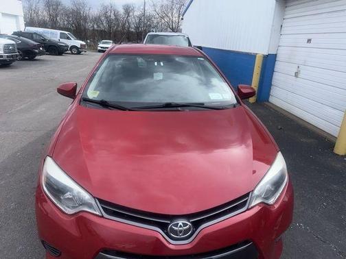 Barcelona Red Metallic 2016 Toyota Corolla LE
