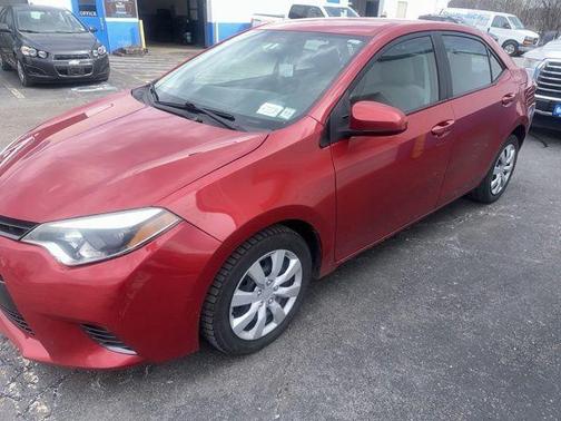 Barcelona Red Metallic 2016 Toyota Corolla LE
