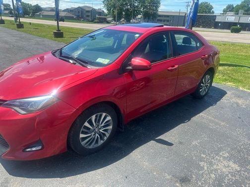 Barcelona Red Metallic 2018 Toyota Corolla XLE