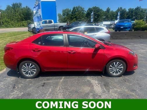 Barcelona Red Metallic 2018 Toyota Corolla XLE