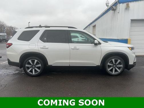 2023 Honda Pilot Touring