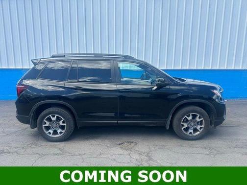 Crystal Black Pearl 2023 Honda Passport TrailSport