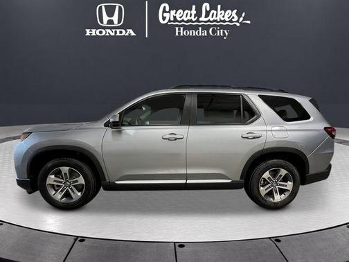 Solar Silver Metallic 2026 Honda Pilot EX-L