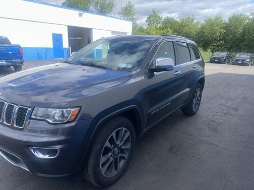 Granite Crystal Clearcoat Metallic 2018 Jeep Grand Cherokee Limited