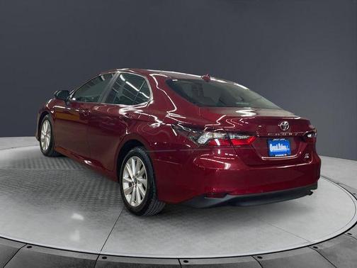 Ruby Flare Pearl 2022 Toyota Camry LE