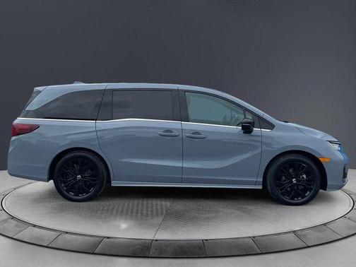 Sonic Gray Pearl 2025 Honda Odyssey Sport-L