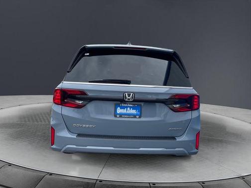 Sonic Gray Pearl 2025 Honda Odyssey Sport-L
