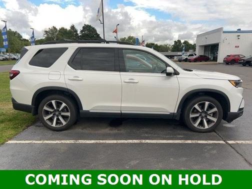 2023 Honda Pilot Touring