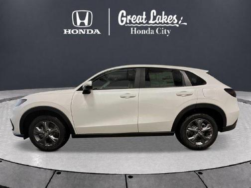 Platinum White Pearl 2027 Honda HR-V LX