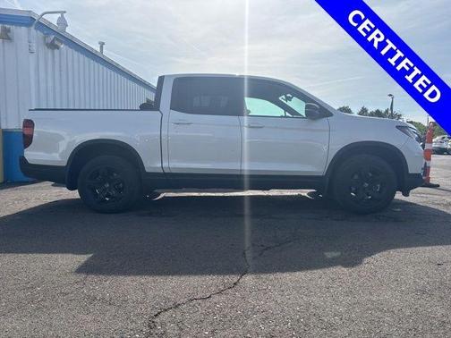 Platinum White Pearl 2023 Honda Ridgeline Black Edition