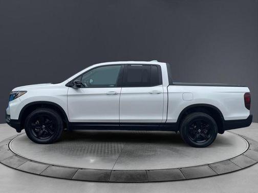 Platinum White Pearl 2023 Honda Ridgeline Black Edition