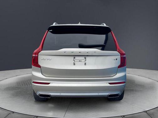 Luminous Sand Metallic 2016 Volvo XC90 T6 Momentum