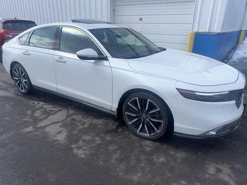 2023 Honda Accord Hybrid Touring