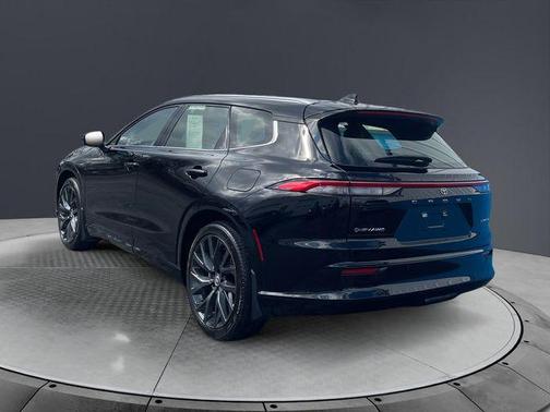 2025 Toyota Crown Signia LIMITED