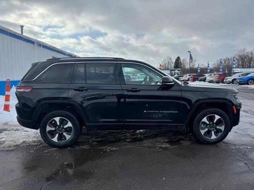 2023 Jeep Grand Cherokee 4xe Base