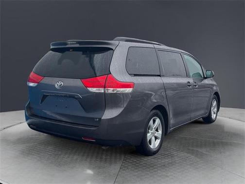 2011 Toyota Sienna Base