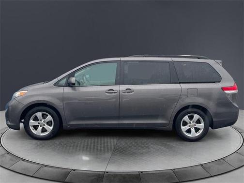 2011 Toyota Sienna Base