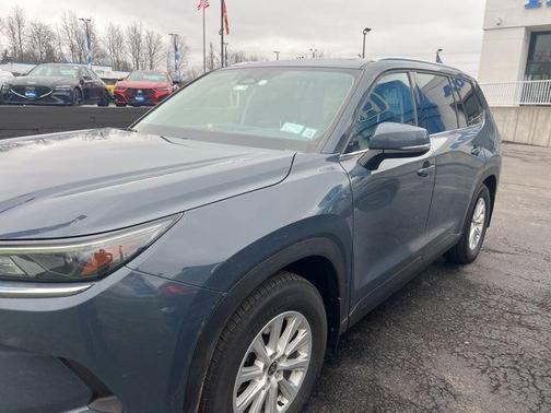 Storm 2024 Toyota Grand Highlander XLE