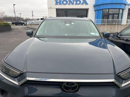 Storm 2024 Toyota Grand Highlander XLE