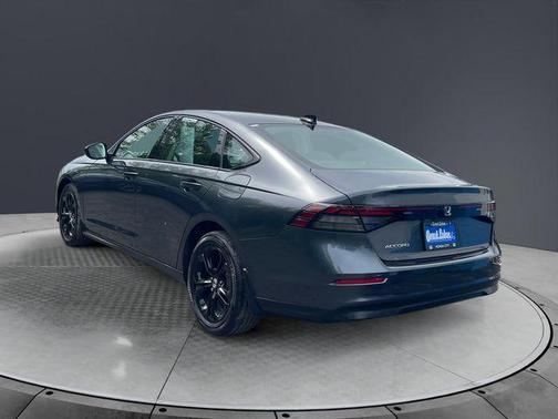 Meteorite Gray Metallic 2025 Honda Accord SE