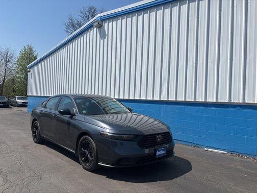 Meteorite Gray Metallic 2025 Honda Accord SE