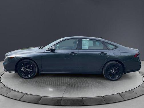 Meteorite Gray Metallic 2025 Honda Accord SE
