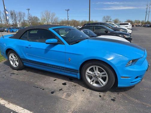 Grabber Blue 2013 Ford Mustang V6