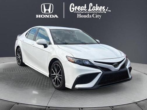 Wind Chill Pearl 2023 Toyota Camry SE