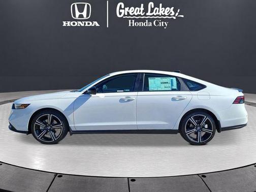 Platinum White Pearl 2026 Honda Accord Hybrid Sport
