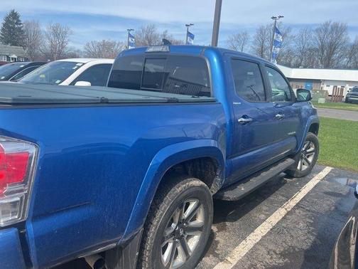 Blazing Blue Pearl 2018 Toyota Tacoma Limited