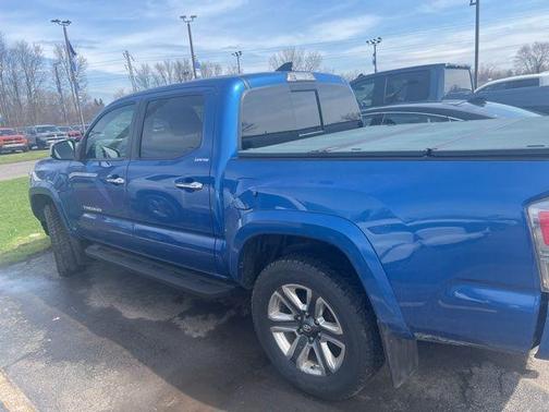 Blazing Blue Pearl 2018 Toyota Tacoma Limited