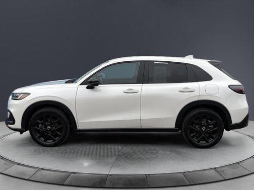 Platinum White Pearl 2025 Honda HR-V Sport