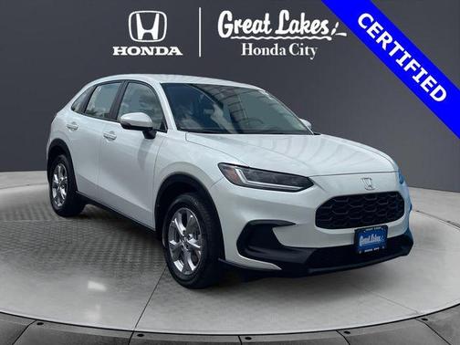 Platinum White Pearl 2024 Honda HR-V LX