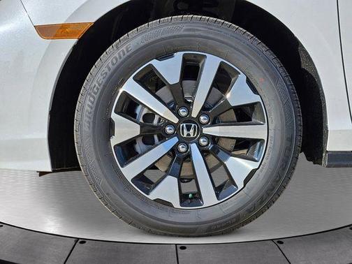 Platinum White Pearl 2026 Honda Odyssey EX-L