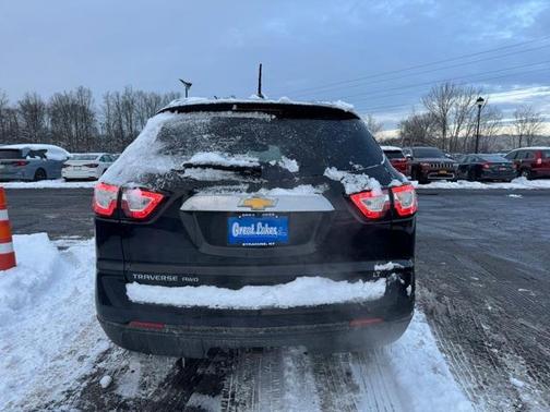 2017 Chevrolet Traverse 2LT