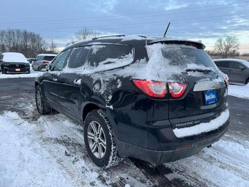 2017 Chevrolet Traverse 2LT