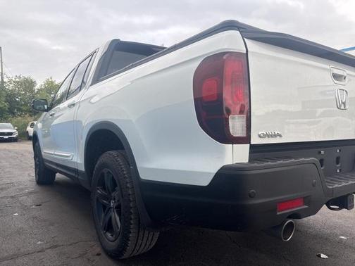 2021 Honda Ridgeline Black Edition