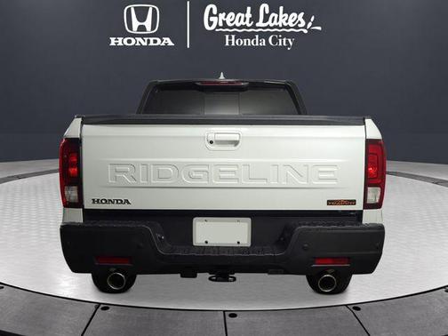 Platinum White Pearl 2026 Honda Ridgeline TrailSport+