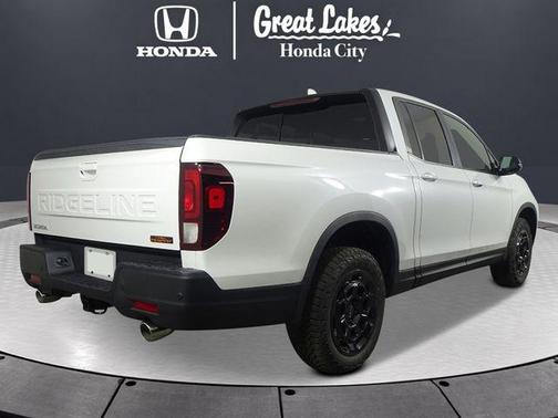 Platinum White Pearl 2026 Honda Ridgeline TrailSport+