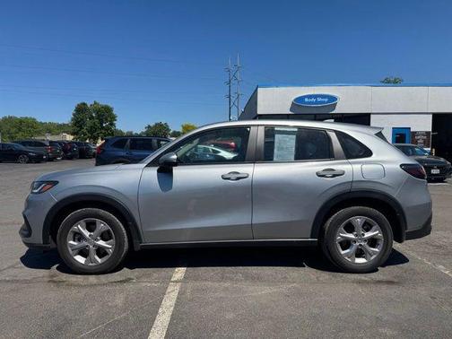 Lunar Silver Metallic 2024 Honda HR-V LX