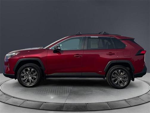 2025 Toyota RAV4 Hybrid XLE Premium