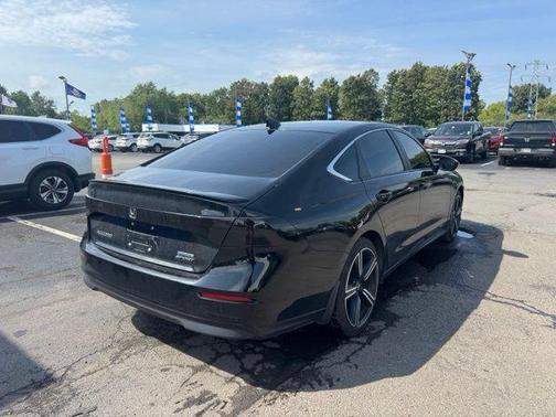 Crystal Black Pearl 2024 Honda Accord Hybrid Sport