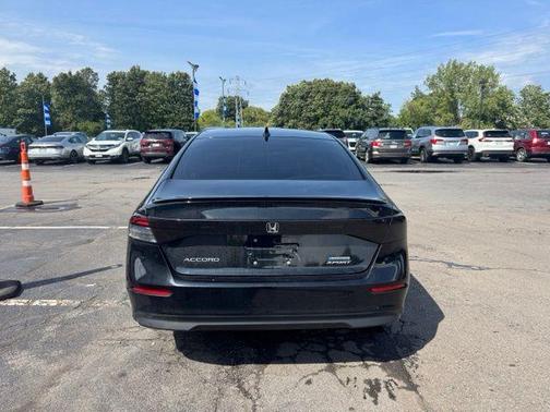 Crystal Black Pearl 2024 Honda Accord Hybrid Sport