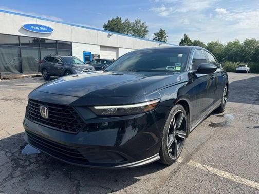 Crystal Black Pearl 2024 Honda Accord Hybrid Sport
