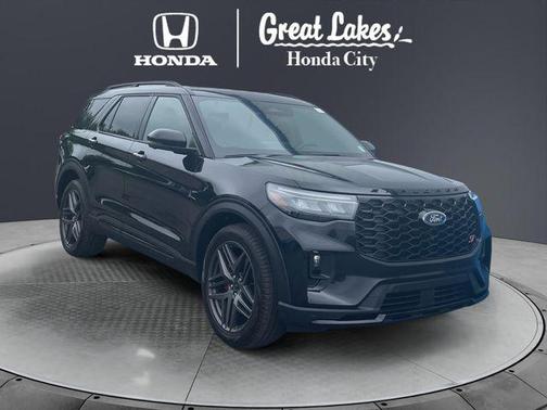 Agate Black Metallic 2025 Ford Explorer ST