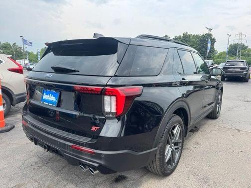 Agate Black Metallic 2025 Ford Explorer ST