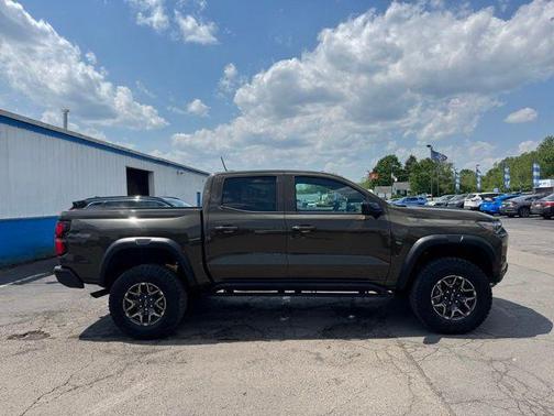 Harvest Gold / Bronze 2024 Chevrolet Colorado ZR2