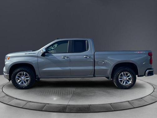 Sterling Gray Metallic 2024 Chevrolet Silverado 1500 LT